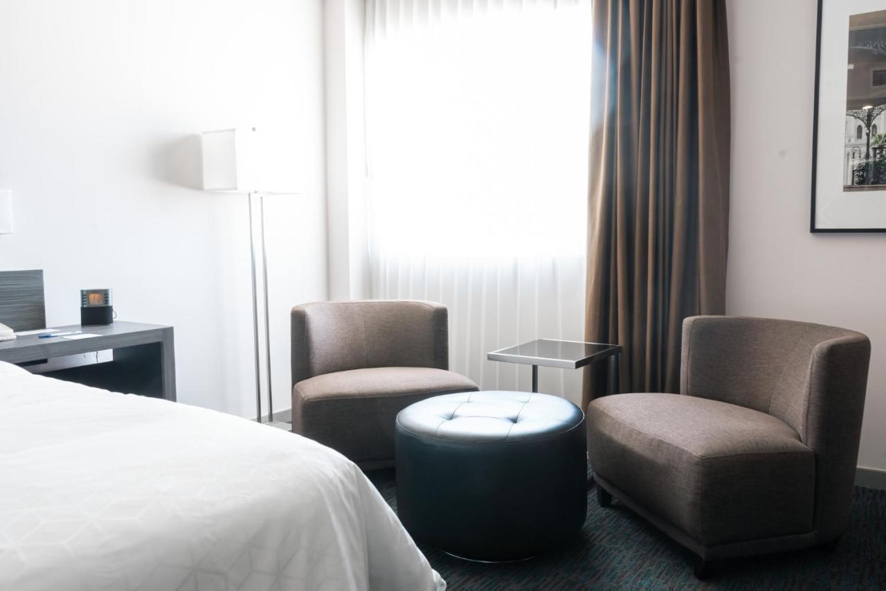 Holiday Inn Express Hotel & Suites Hermosillo By Ihg Exteriör bild