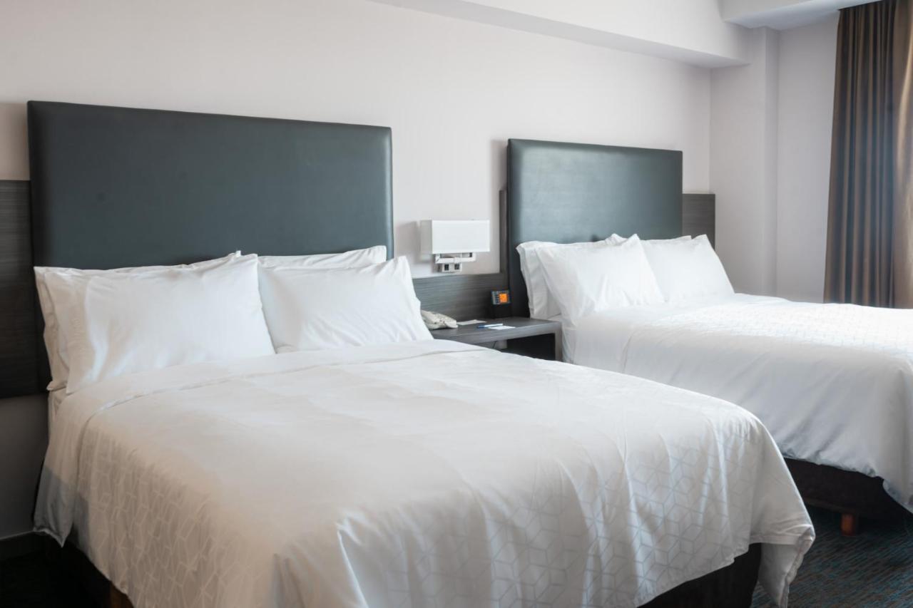 Holiday Inn Express Hotel & Suites Hermosillo By Ihg Exteriör bild