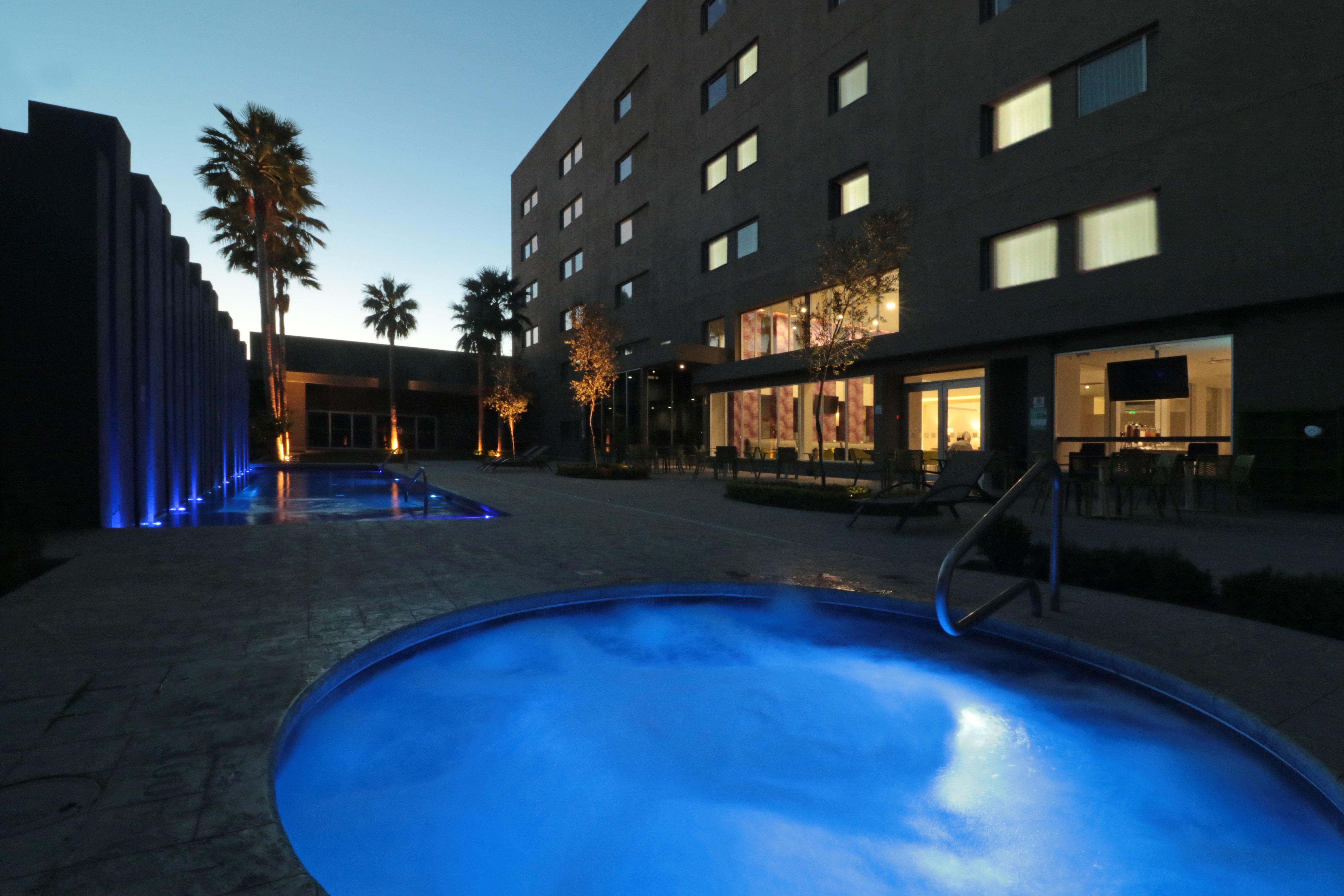 Holiday Inn Express Hotel & Suites Hermosillo By Ihg Exteriör bild